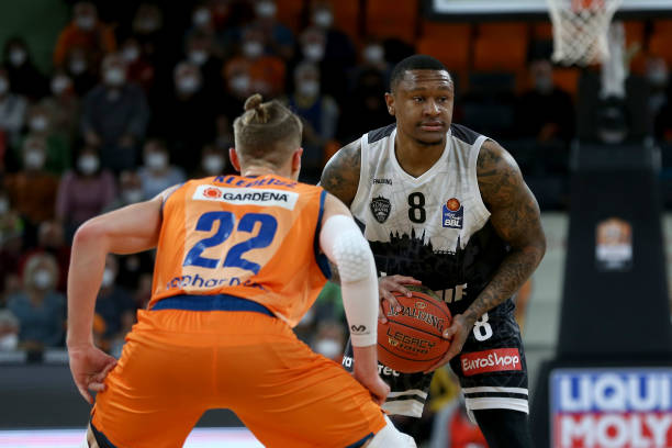 背后透露的 背后透露的