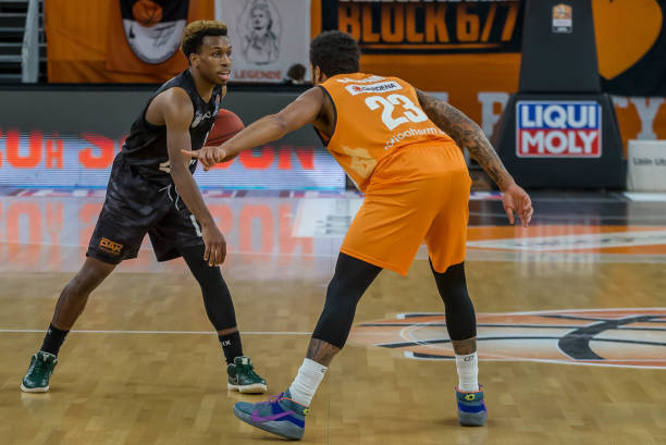 其关注观众 其关注观众