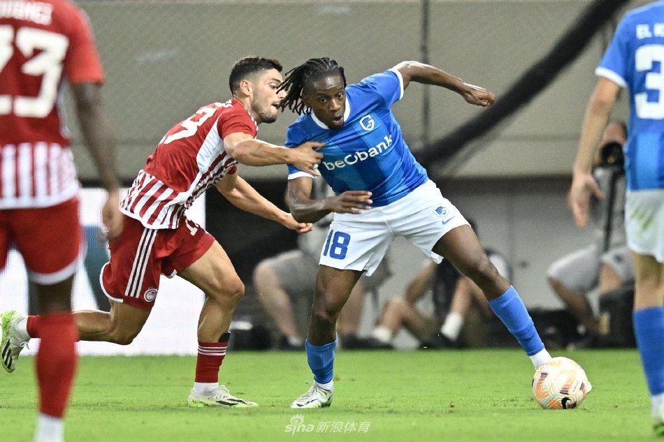 在与对手的 在与对手的